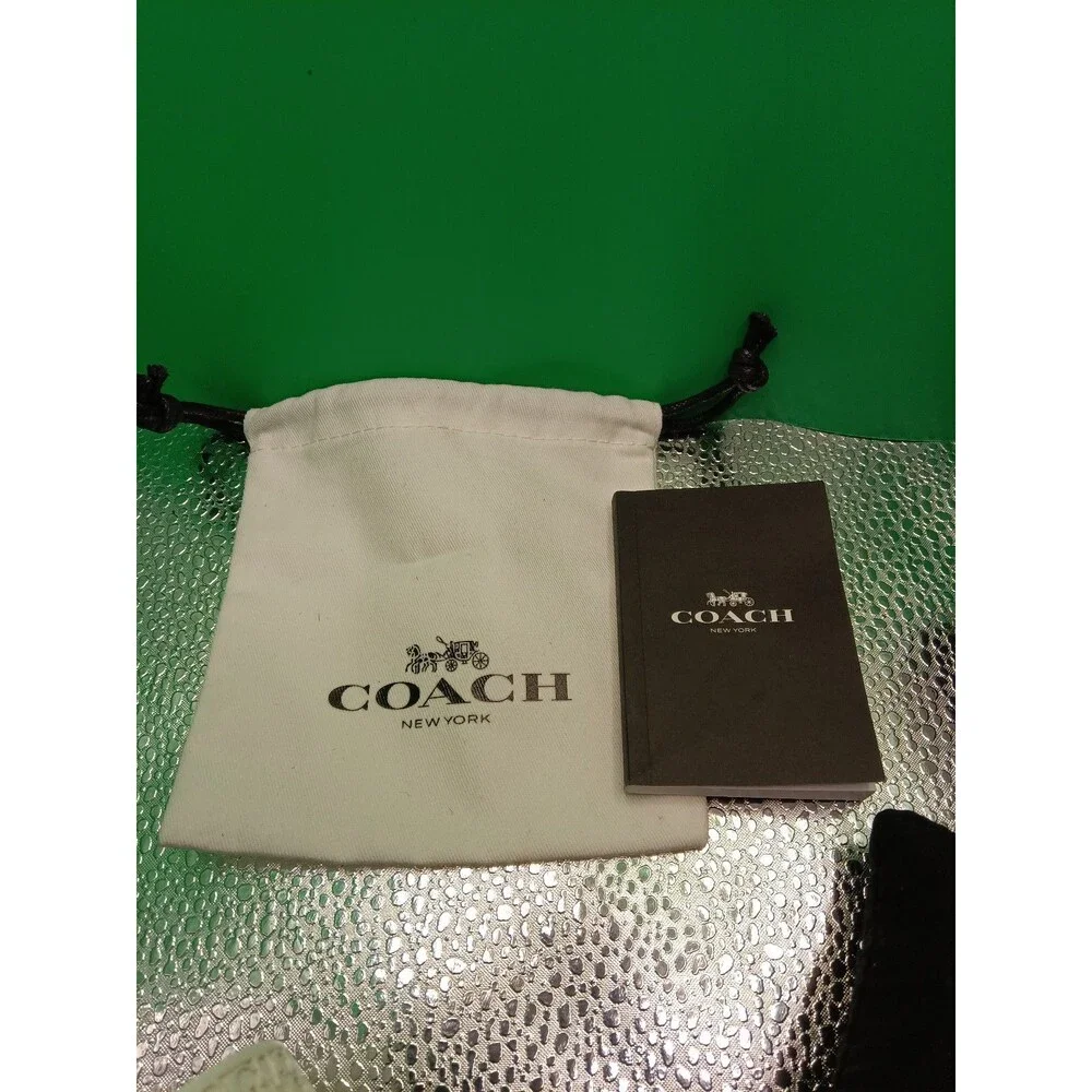 Coach Women Signature BOYFRIEND White Logo Rubber Strap Watch 34mm &bag/book